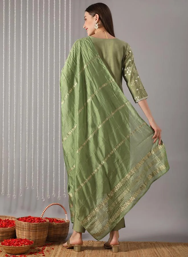 globus Women Green Ethnic Print Embroidered Straight Kurta with Pant and Dupatta Set